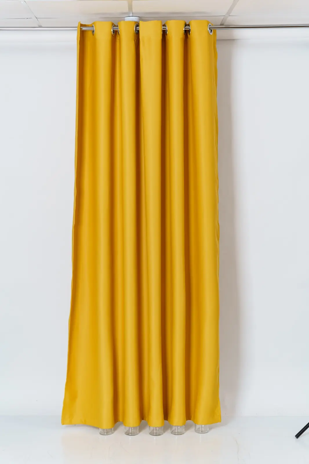 Gold yellow curtain colour option